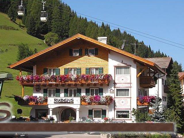 Garni Rubens B&B Selva di Val Gardena Exterior foto